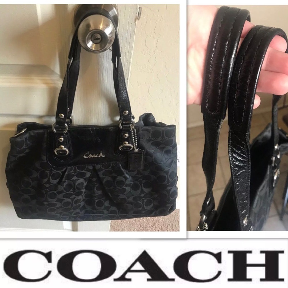 ✨HOLD✨Authentic Coach